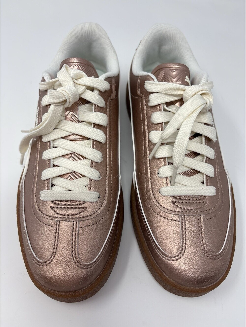 PUMA Women’s Low Top Lace-Up Sneakers Pink White Gum Rubber Sole 402196-01